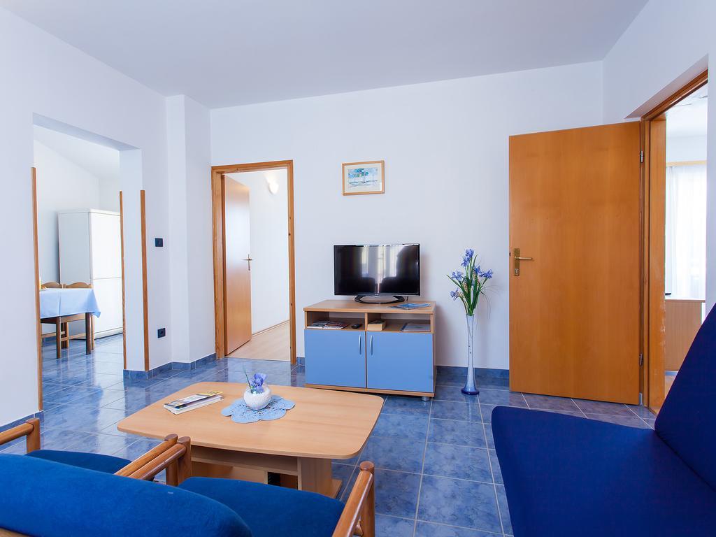 Apartments Villa Brioni I Fažana Rum bild